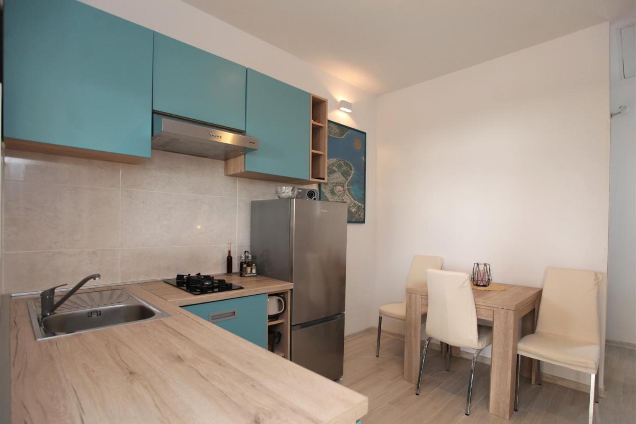Kucica Uz Apartment *
